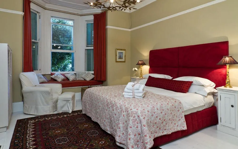 Gilmour Hill Bed & Breakfast Cape Town