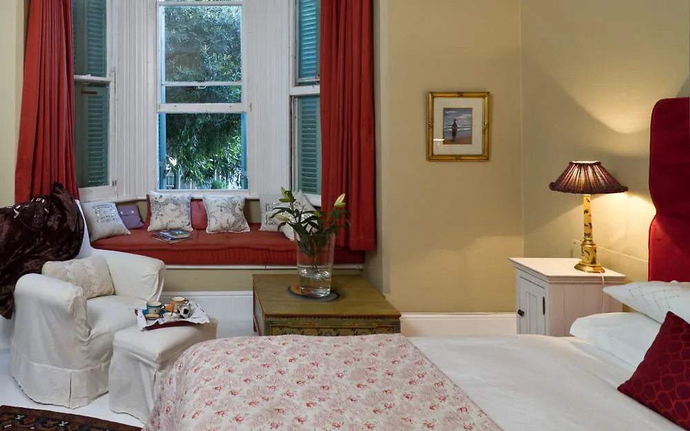 Gilmour Hill Bed & Breakfast Cape Town