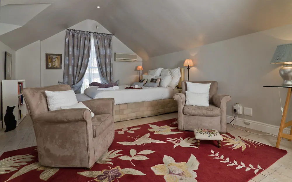 Gilmour Hill Bed & Breakfast Cape Town