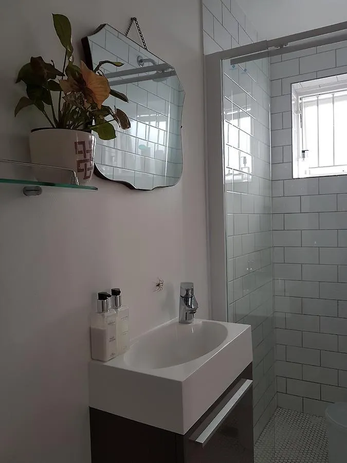 ****  Gilmour Hill Bed & Breakfast Cape Town South Africa
