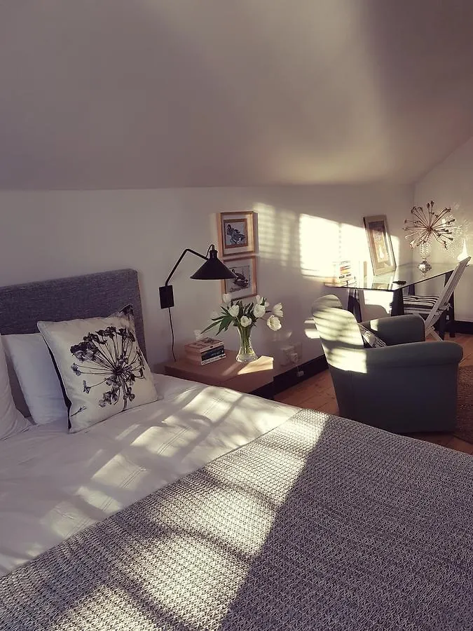 Gilmour Hill Bed & Breakfast Cape Town